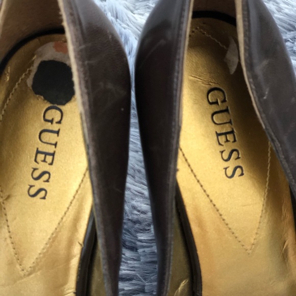 Guess - Picture 4 of 4